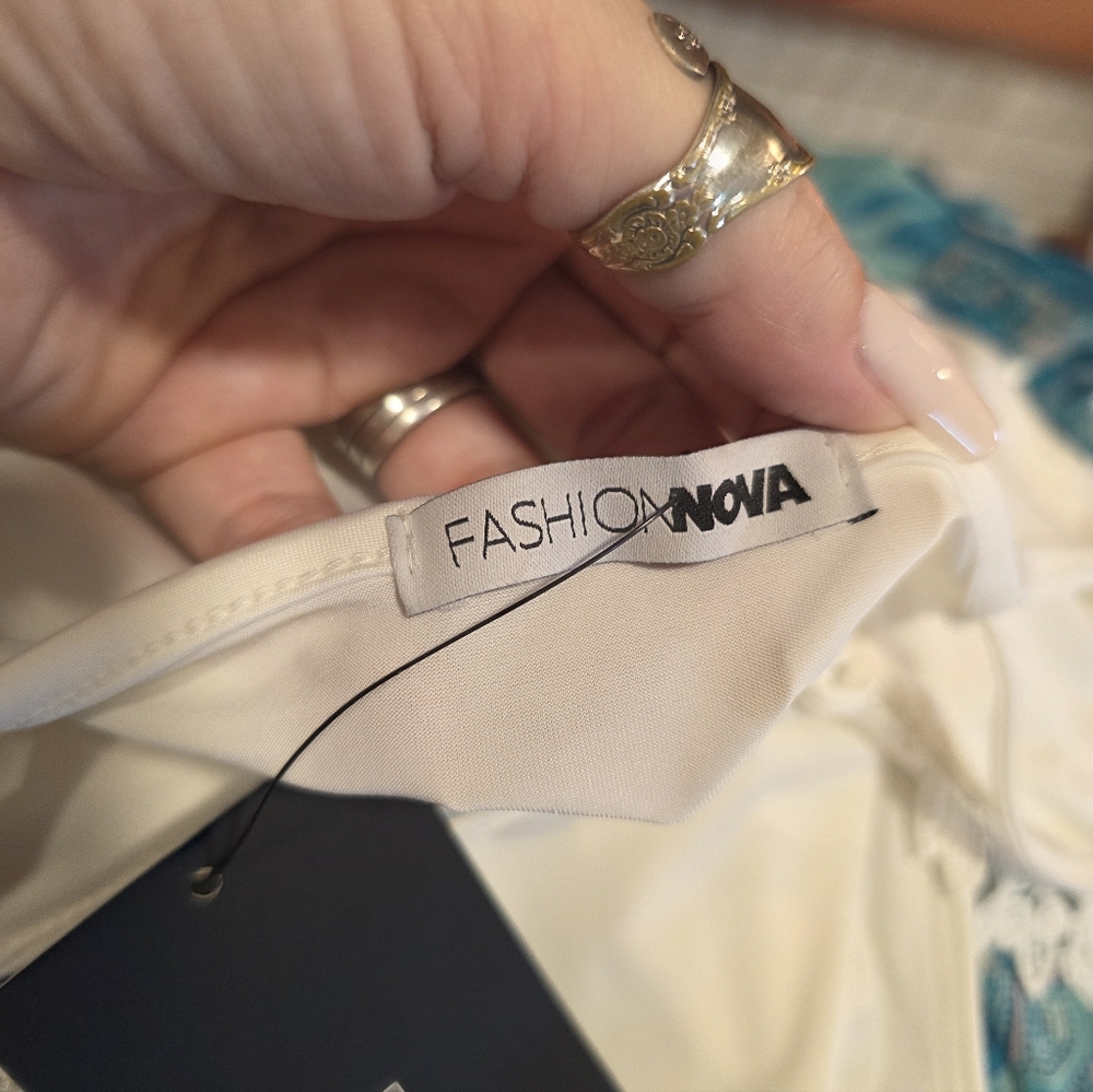 Fashion Nova White Lace-Up V-Neck Bodysuit - Picture 14 of 15